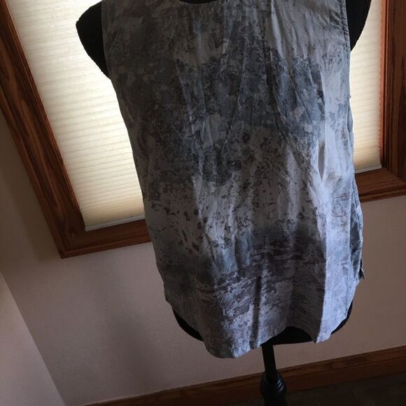 100% Silk sleeveless shell top S Cynthia Rowley - Picture 6 of 7